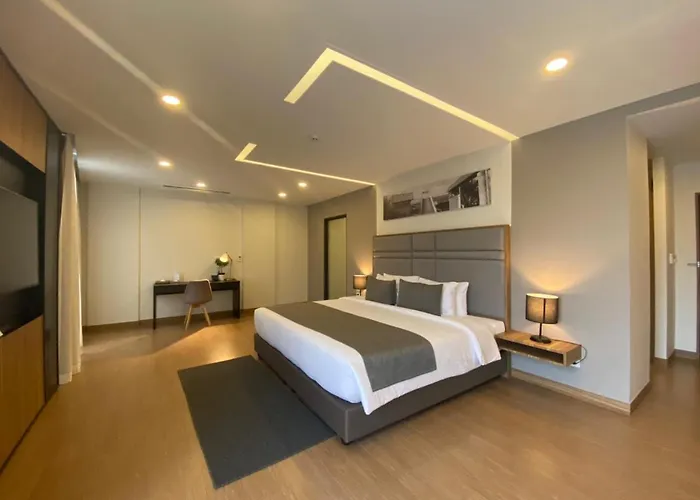 Rnp Pool 酒店